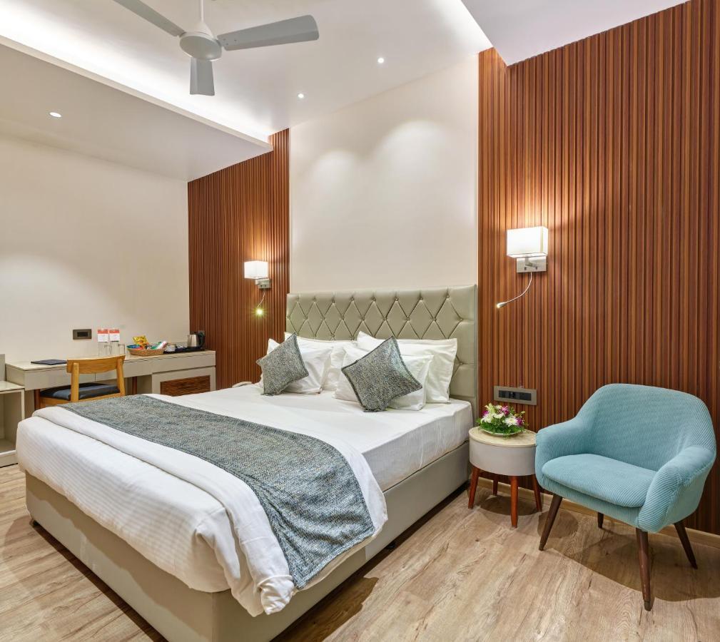 Regenta Place Raysons Kolhapur Exteriör bild